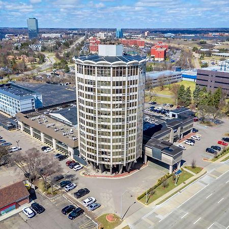 Radisson Hotel Southfield-Detroit エクステリア 写真