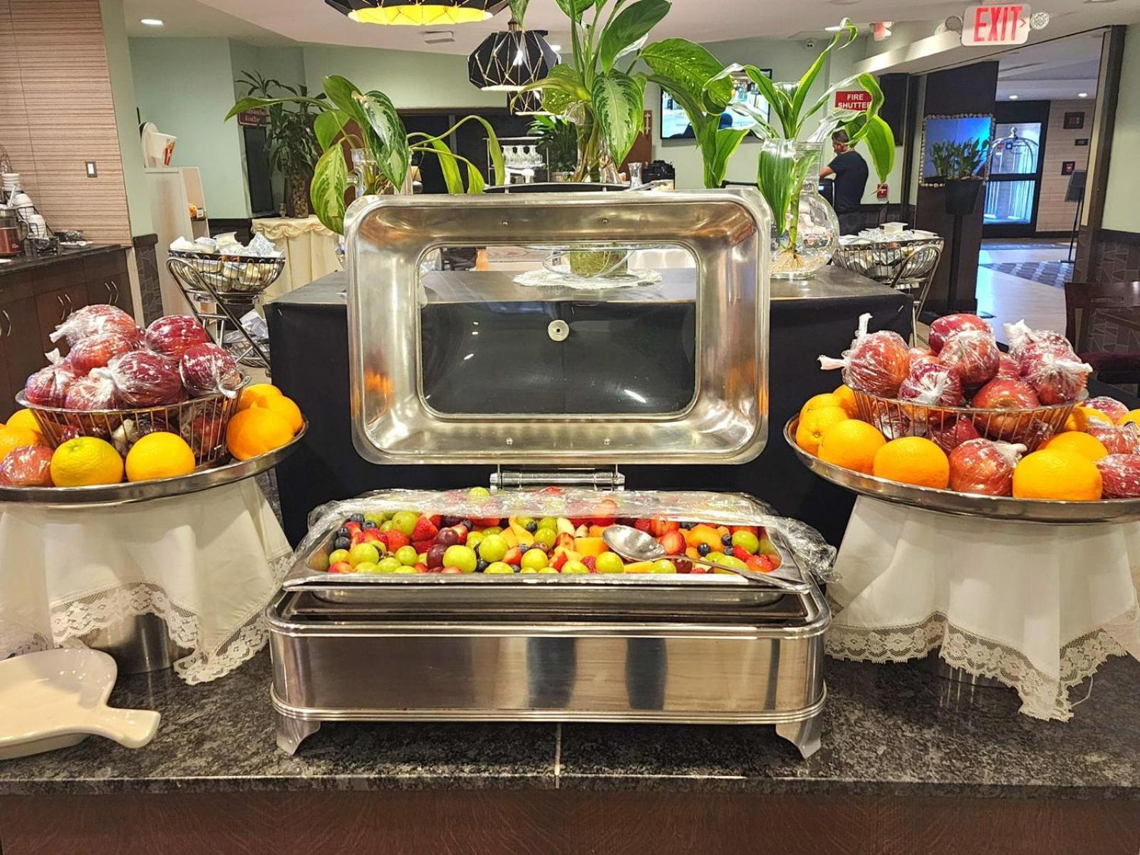 Radisson Hotel Southfield-Detroit エクステリア 写真