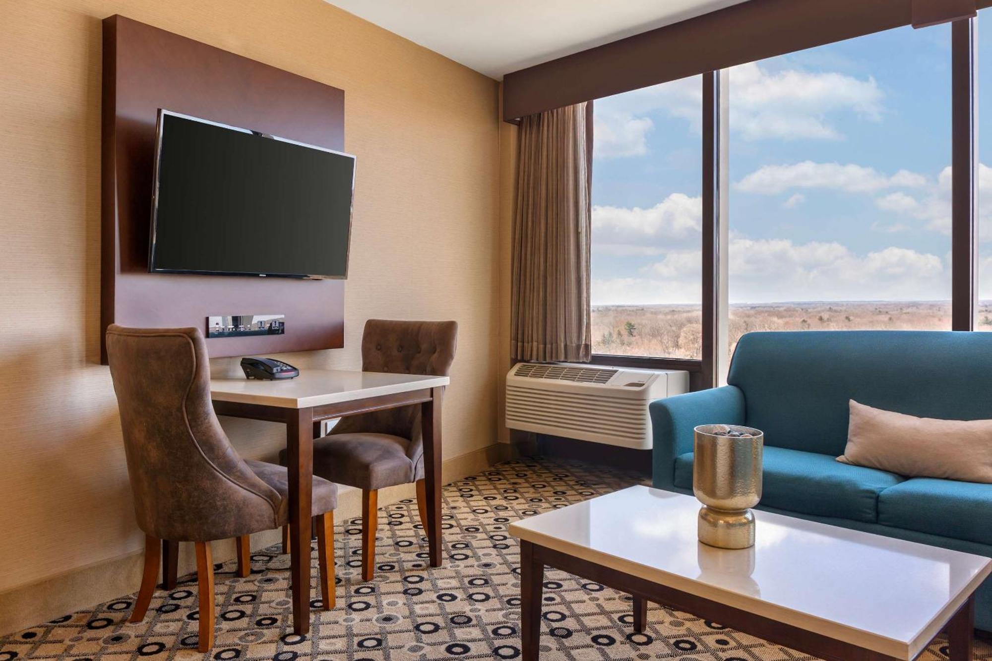 Radisson Hotel Southfield-Detroit エクステリア 写真
