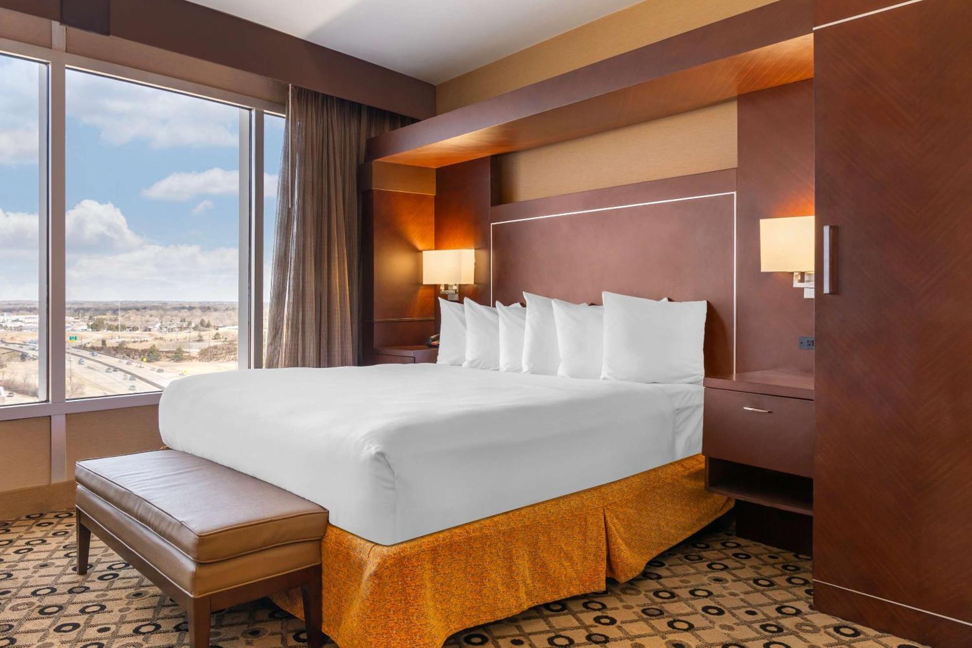 Radisson Hotel Southfield-Detroit エクステリア 写真