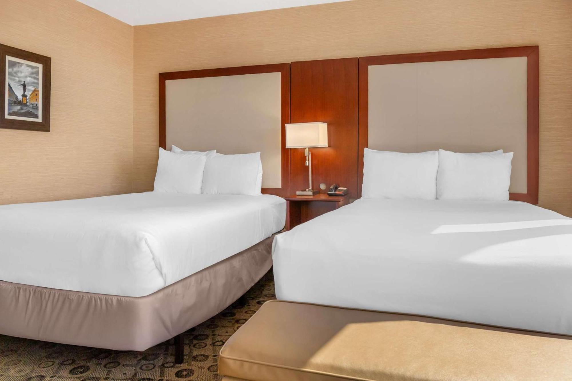 Radisson Hotel Southfield-Detroit エクステリア 写真