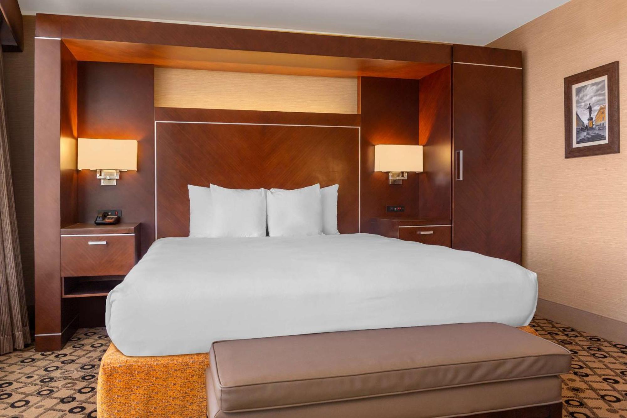 Radisson Hotel Southfield-Detroit エクステリア 写真