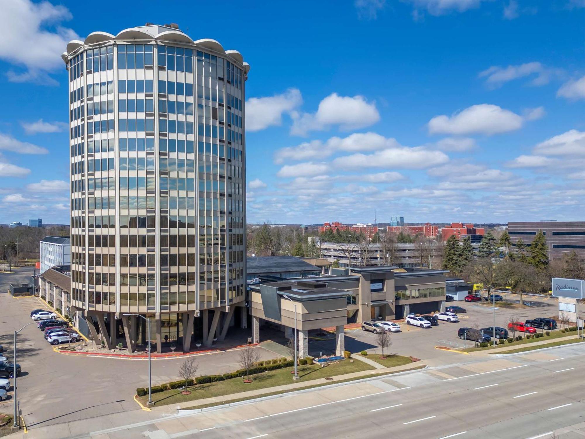 Radisson Hotel Southfield-Detroit エクステリア 写真